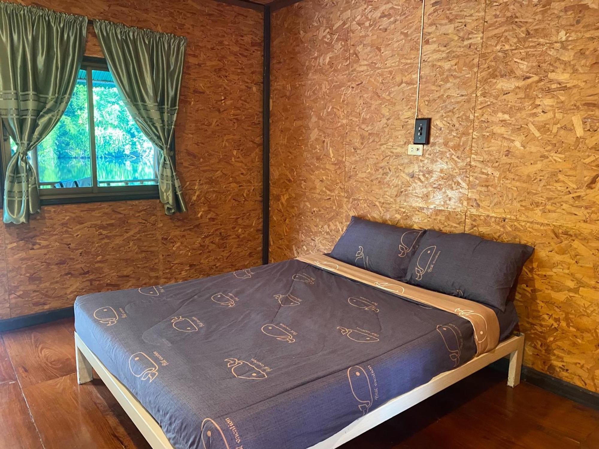แพจิตรธาดาธารน้ำ Hotel Tha Kradan Exterior photo